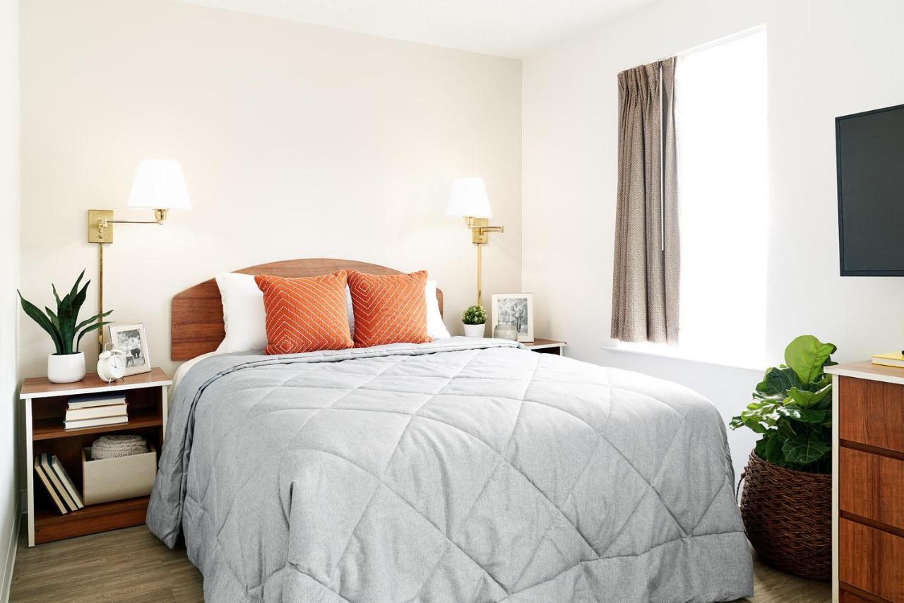 Intown Suites Extended Stay Houston Tx - Hobby Airport Exterior foto